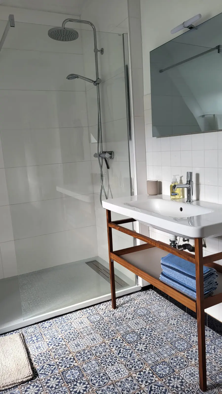 Badezimmer 1. Etage Badezimmer 1. Etage